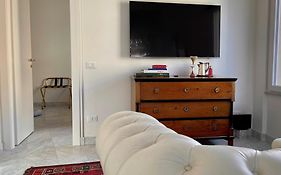 Andrews Luxury Apartment